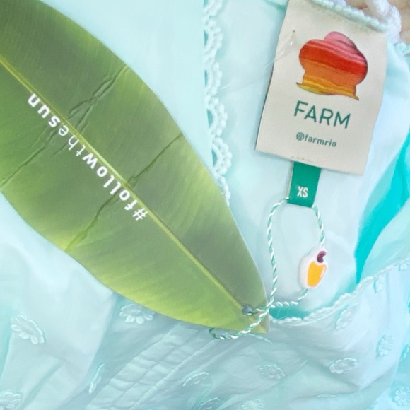 Farm Rio Crop Top - Picture 6 of 8